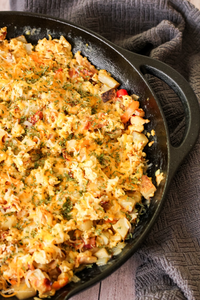 bacon and potatoes breakfast scramble