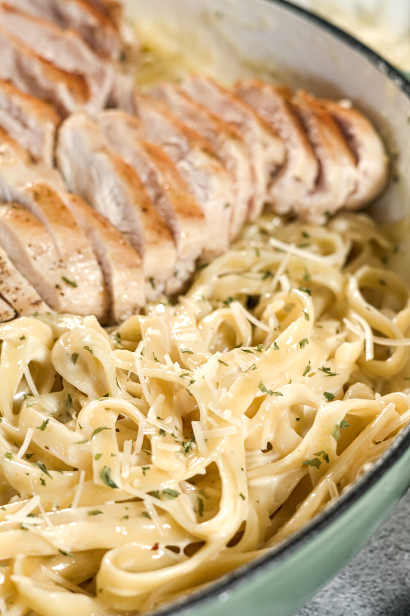 asiago cheese alfredo with chicken