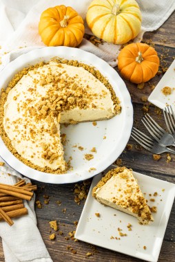 Easy, No Bake Pumpkin Cream Pie - Feeding Your Fam
