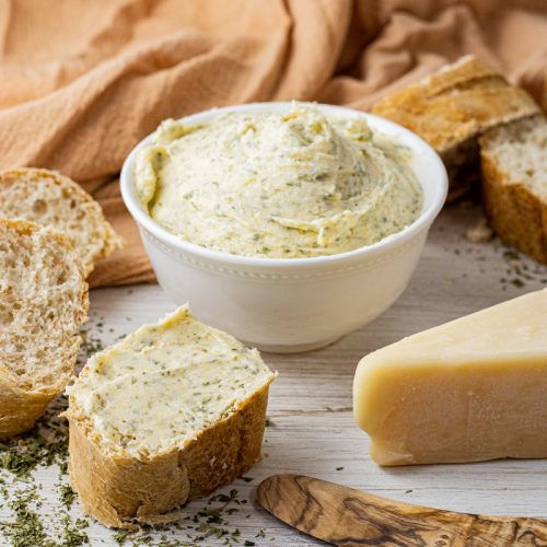https://feedingyourfam.com/wp-content/uploads/2022/07/garlic-butter-recipe-08-500x500.jpg