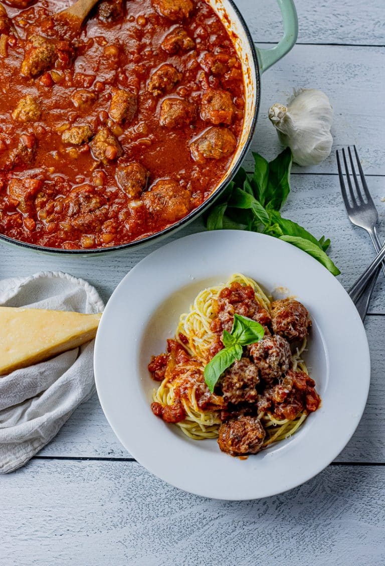 Spaghetti and Meatballs - Feeding Your Fam