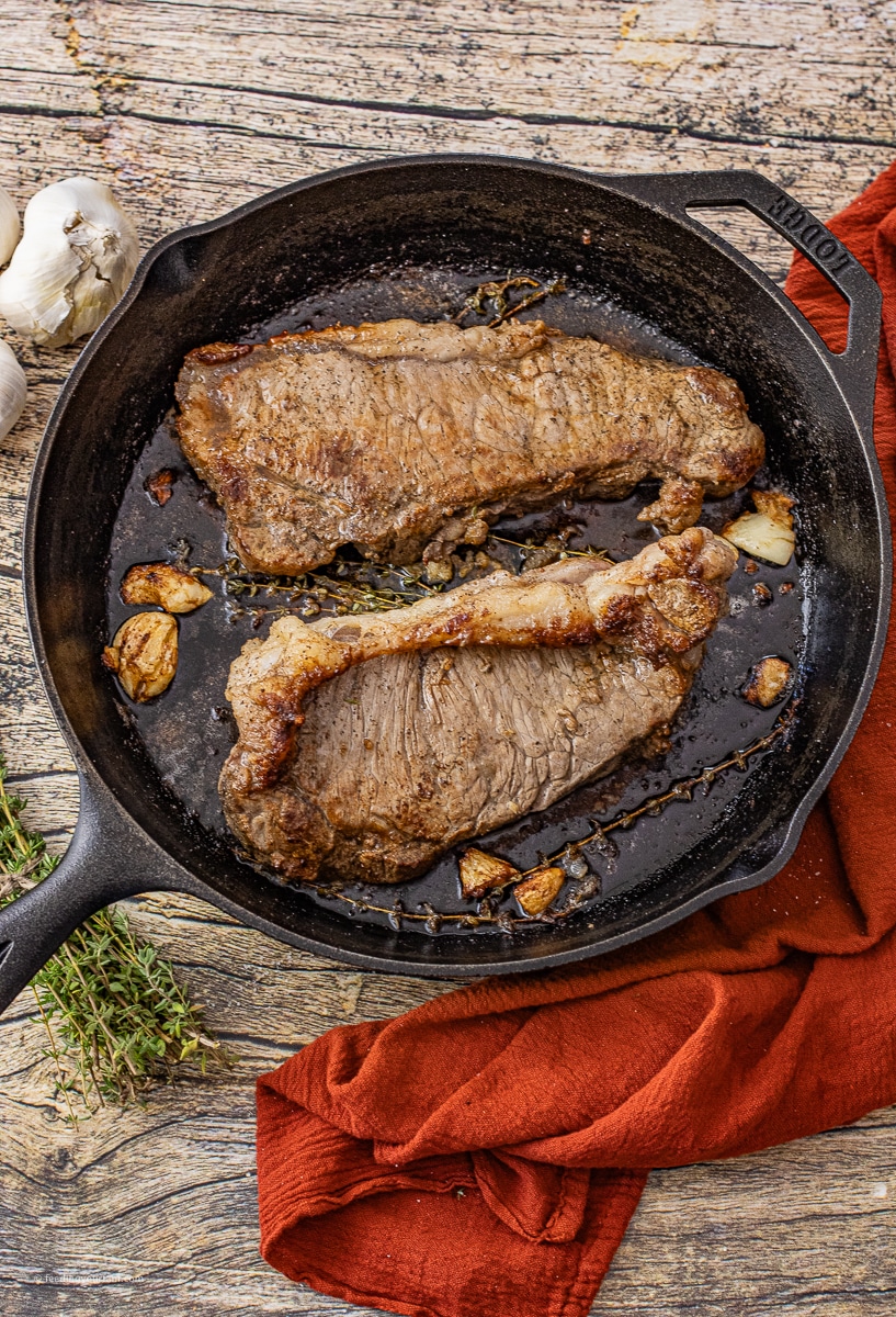 Cooking steak in iron skillet best sale