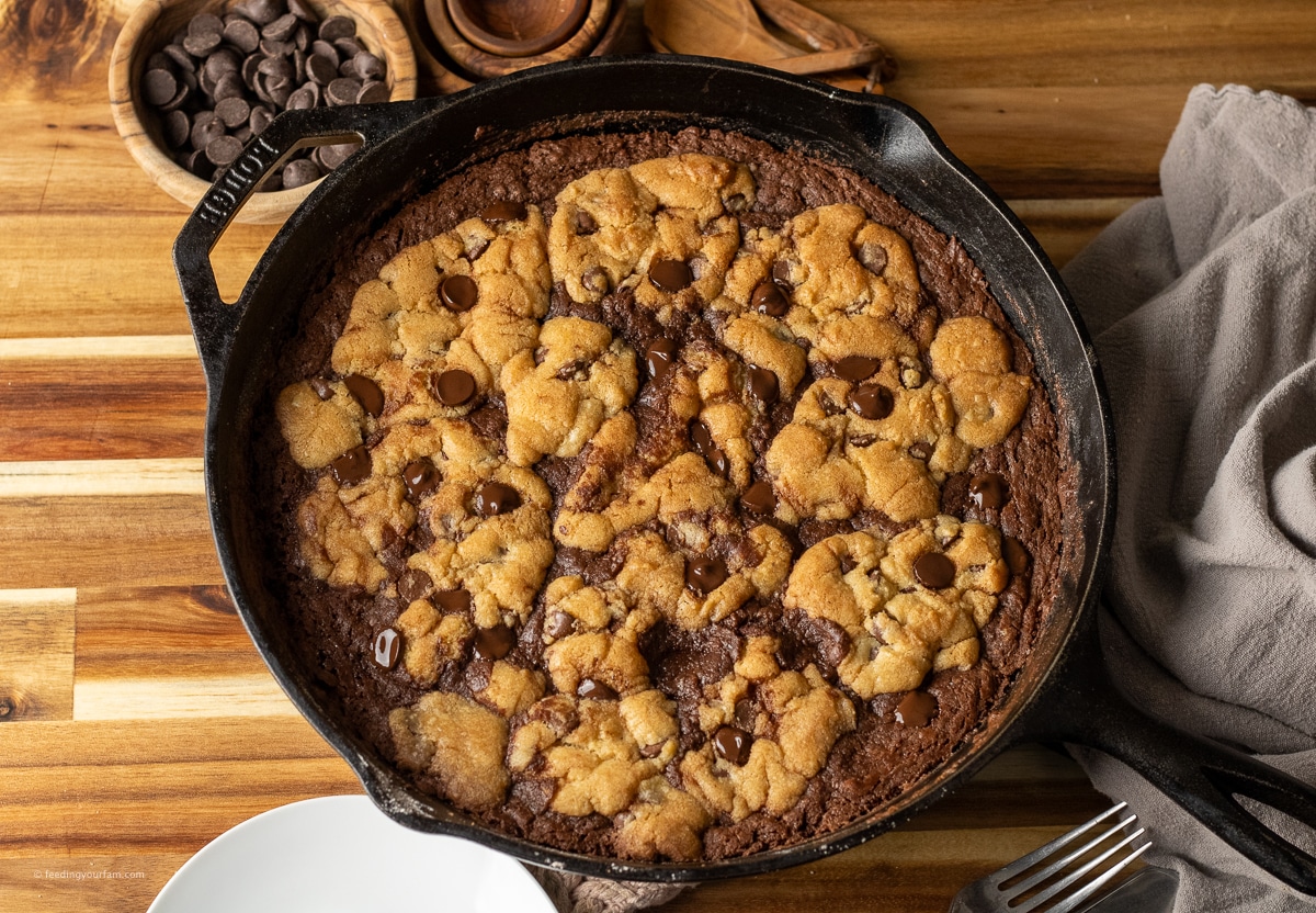 brookie cookie bars recipe baked in a cast iron skillet