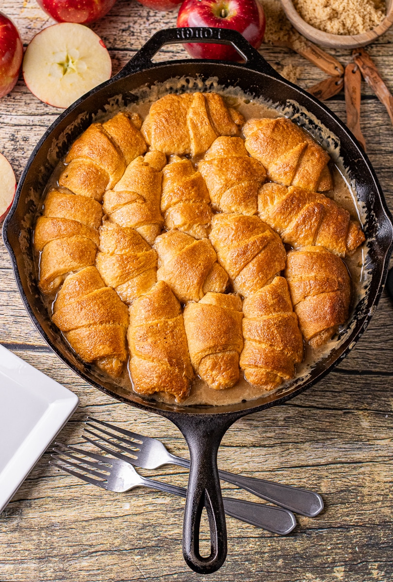 caramel apple dumpling recipe in a cast iron skillet